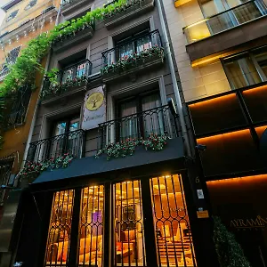 Otel Sometimes Taksim